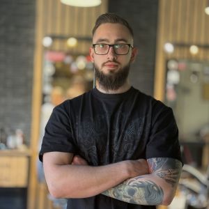 Tomasz - specjalista od klasycznych strzyżeń męskich w FORMEN Barbershop